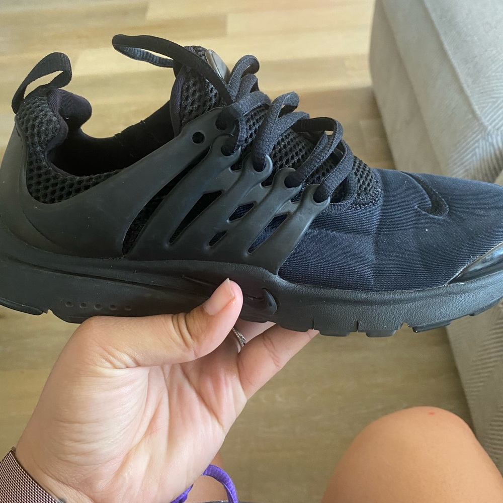 Nike shoes